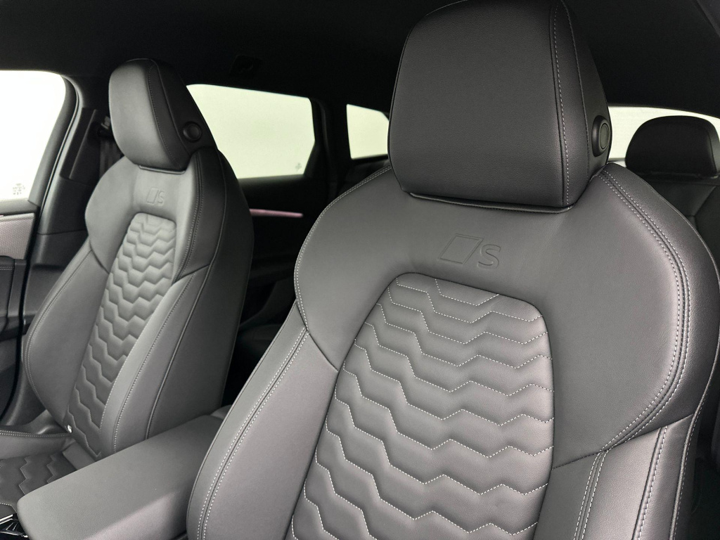 Audi A6 Avant E-tron