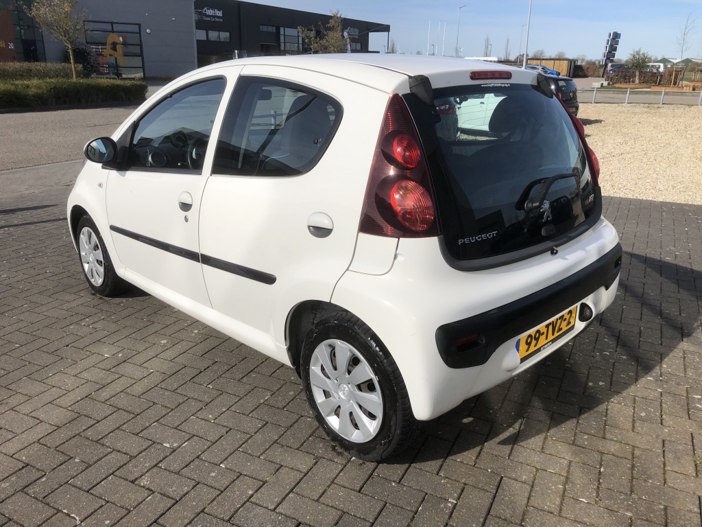 Peugeot 107