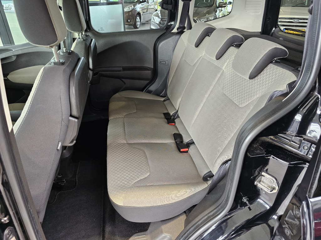 Ford Tourneo Courier