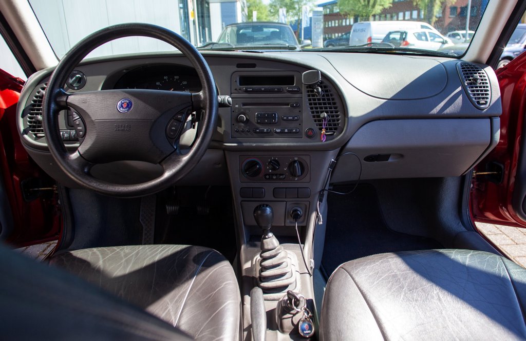 Saab 9-3