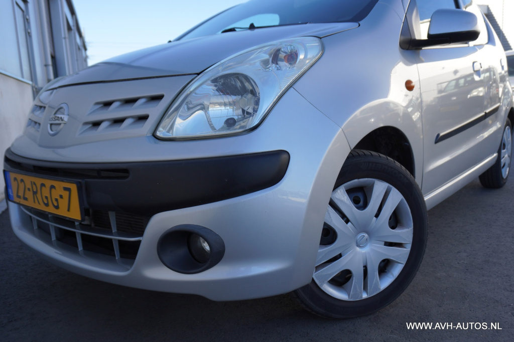 Nissan Pixo