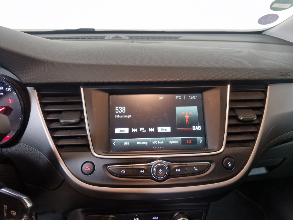 Opel Crossland X