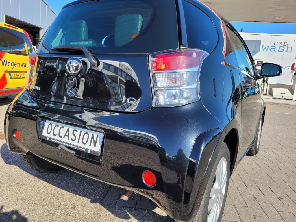 Toyota Iq