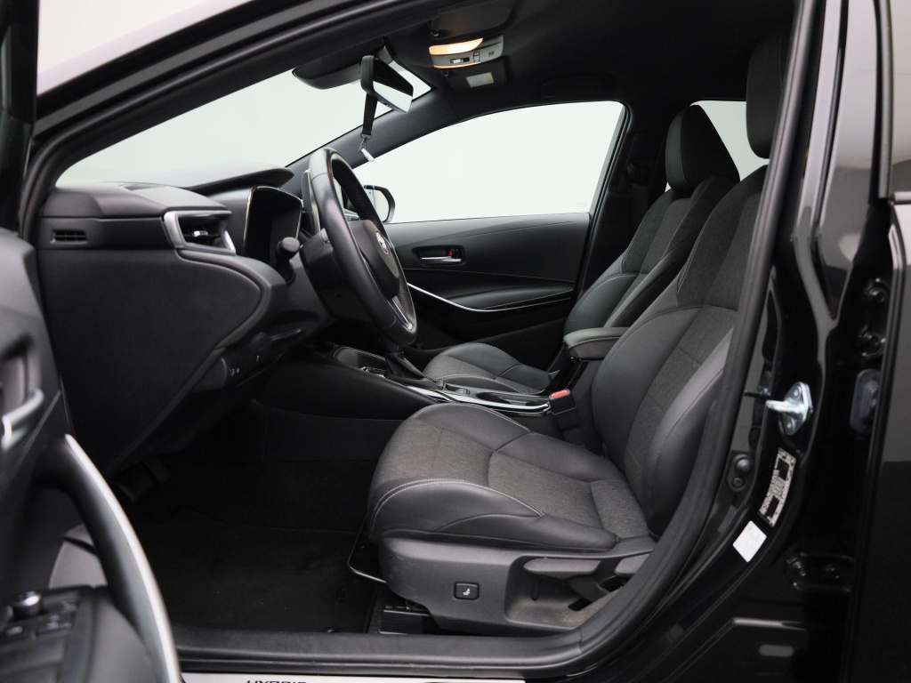 Toyota Corolla Touring Sports