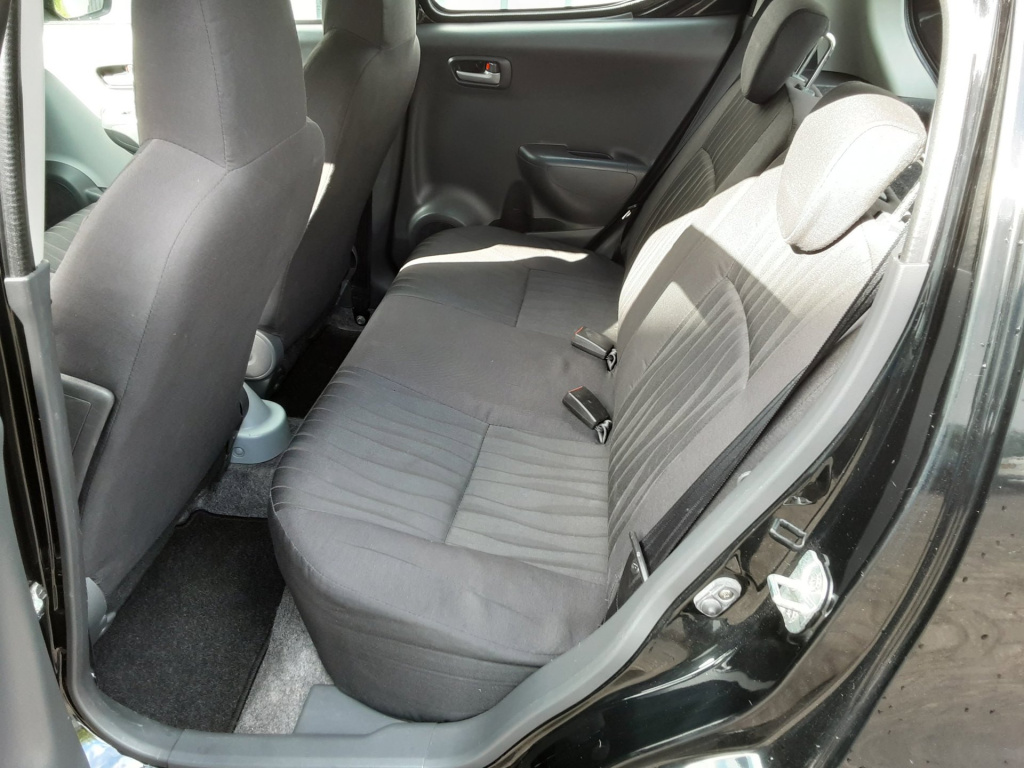 Nissan Pixo