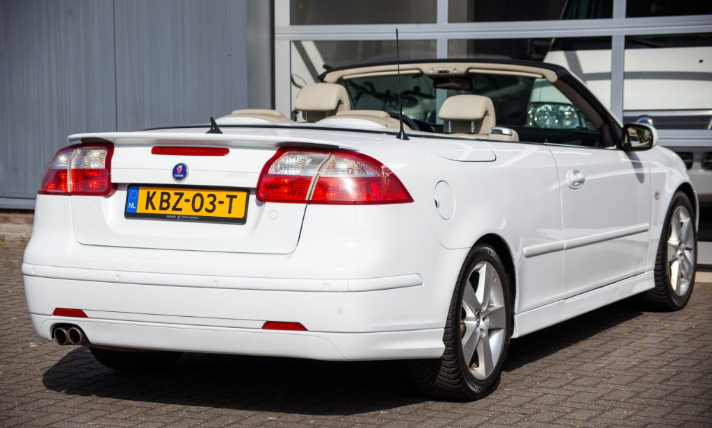 Saab 9-3