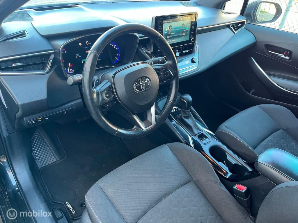 Toyota Corolla Touring Sports