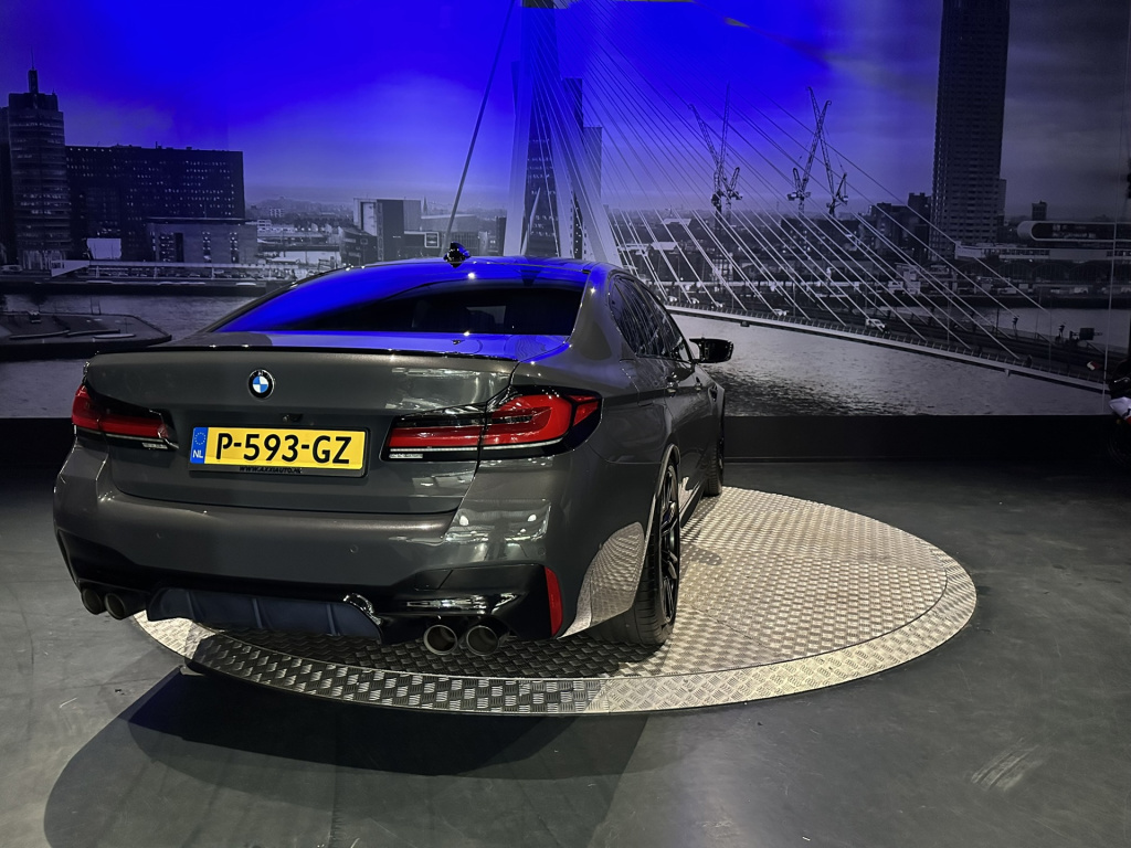 BMW M5
