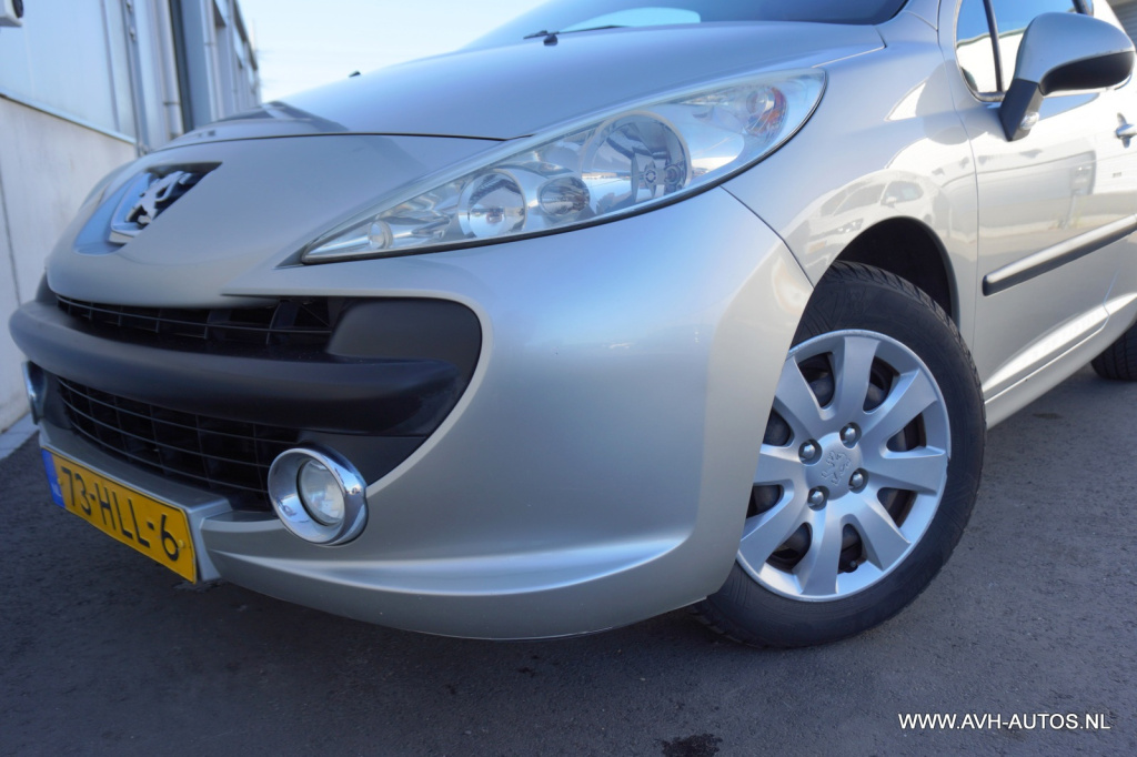 Peugeot 207