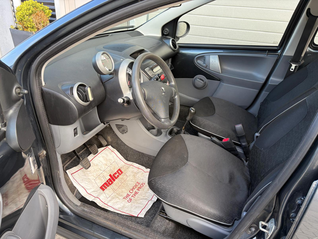 Peugeot 107
