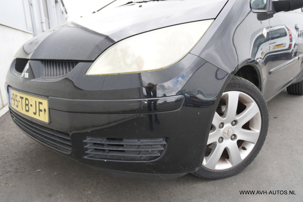 Mitsubishi Colt
