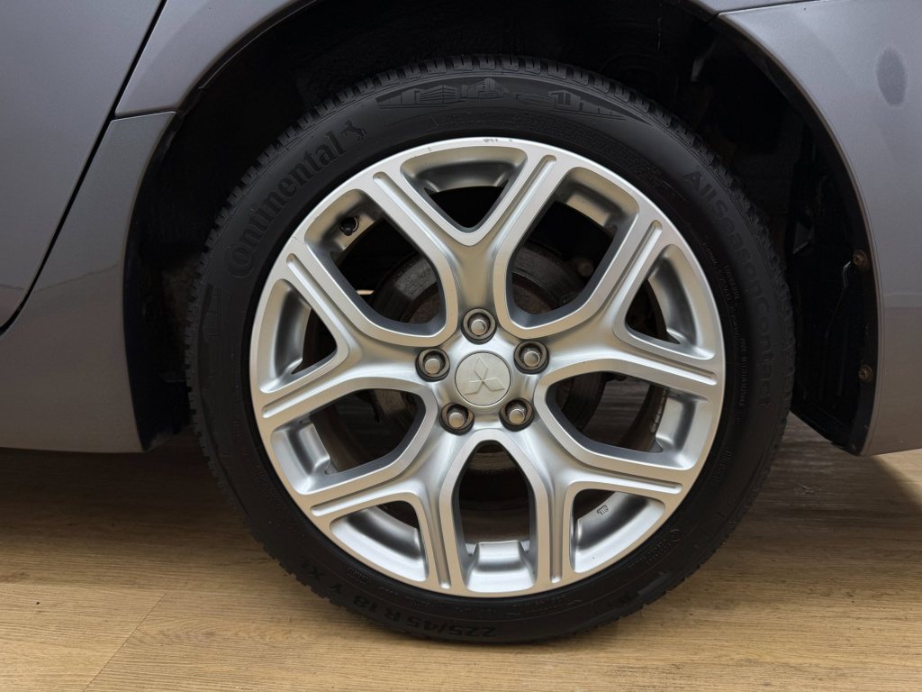 Mitsubishi Grandis