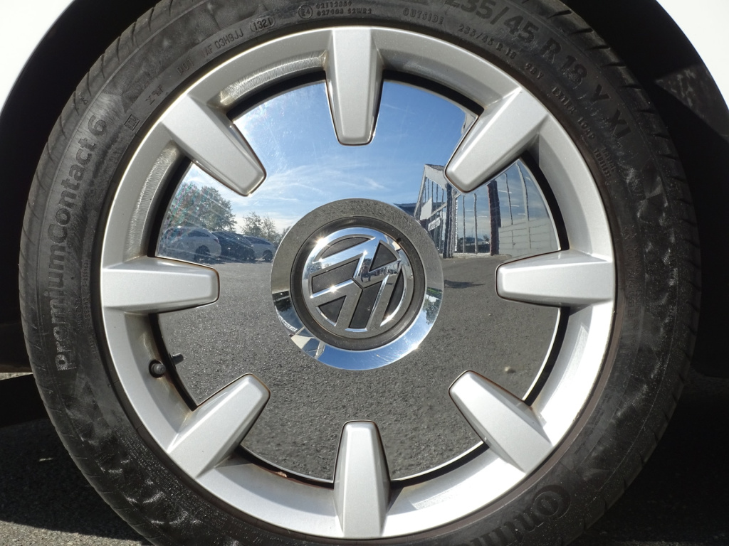 Volkswagen New Beetle