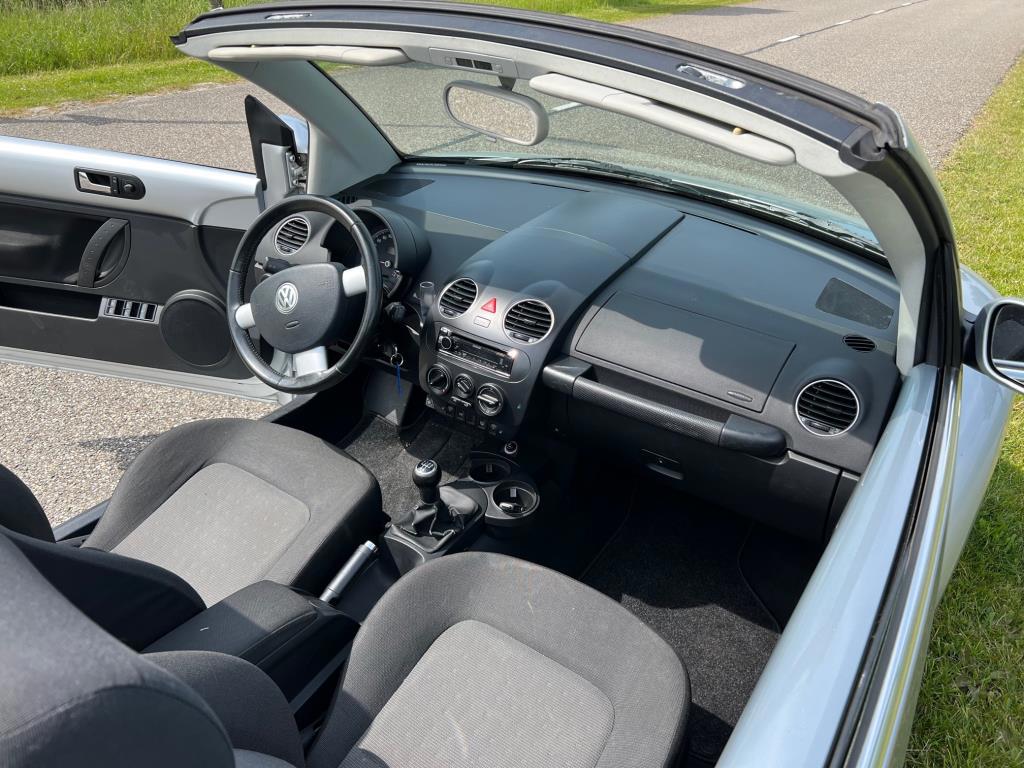 Volkswagen New Beetle