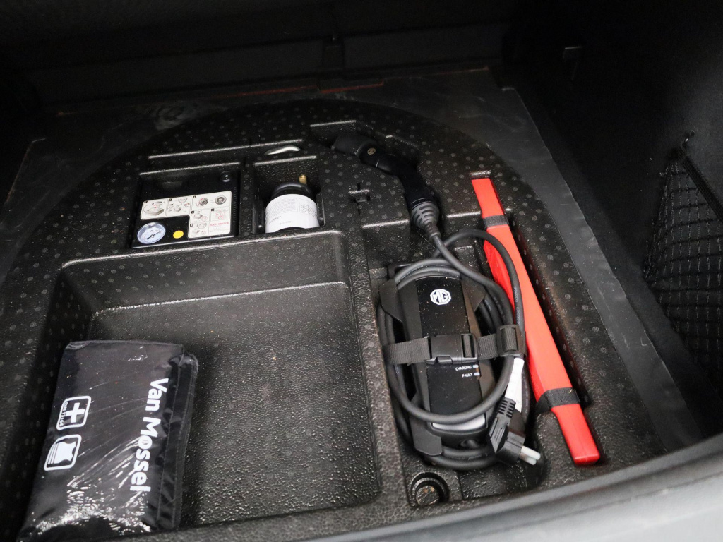 MG Zs Ev