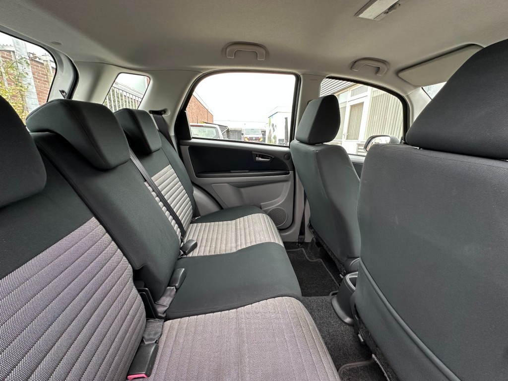 Suzuki Sx4