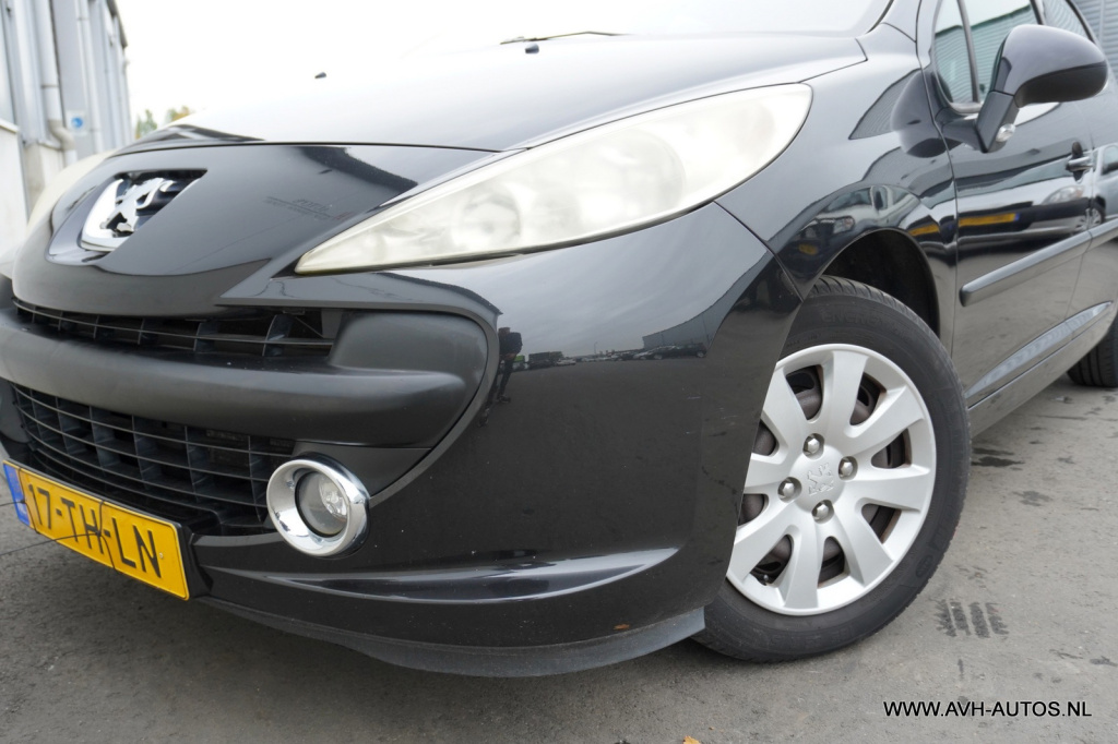 Peugeot 207