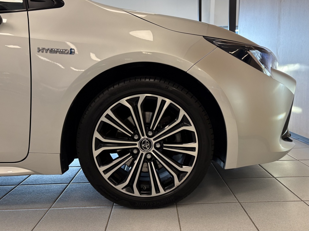 Toyota Corolla Touring Sports