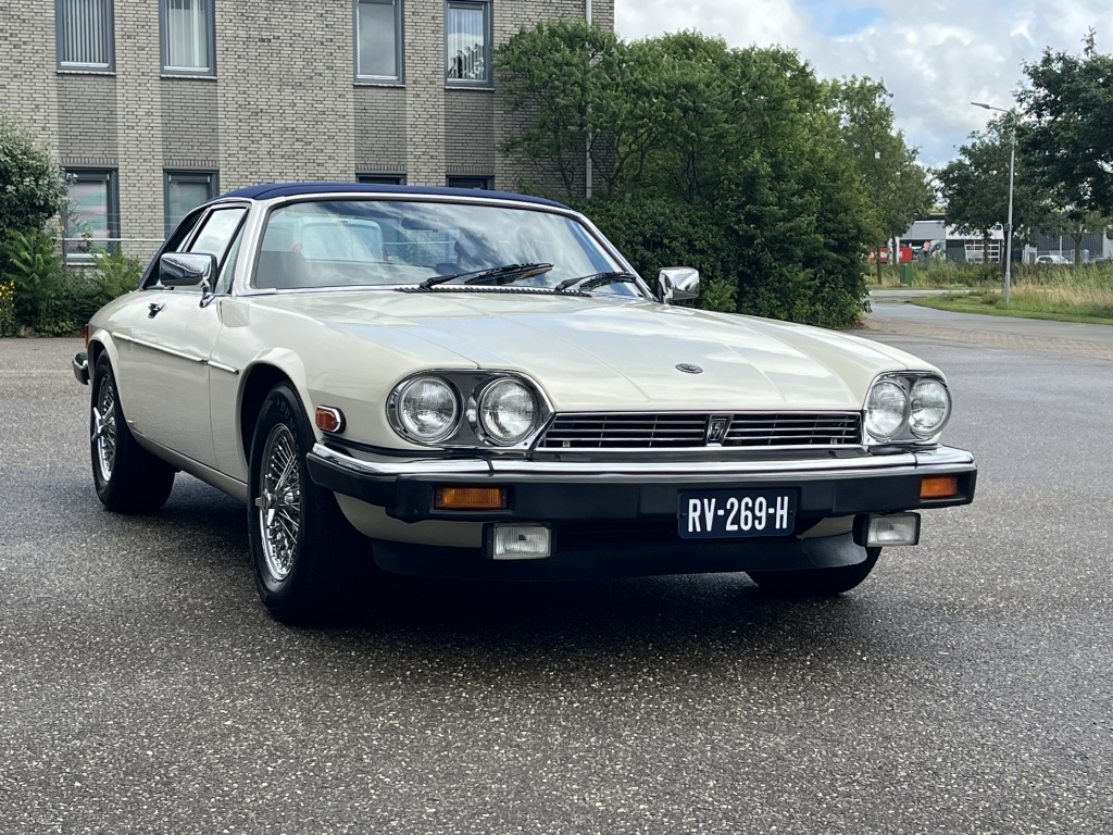 Jaguar Xj