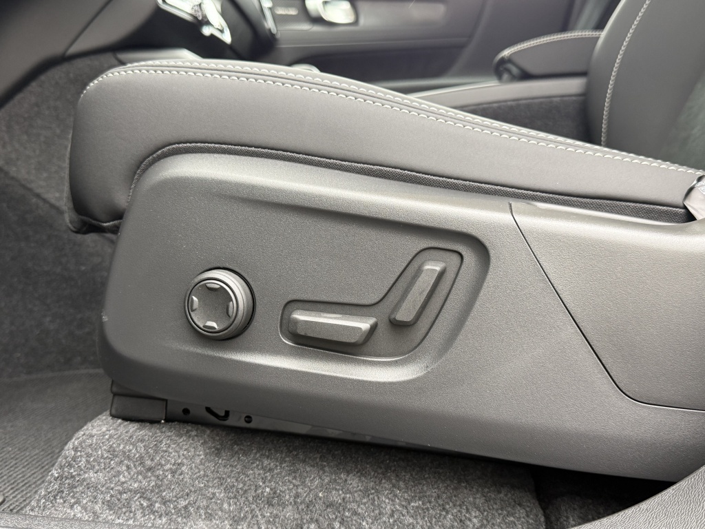 Volvo Ec40