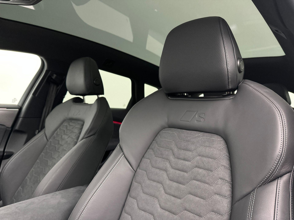 Audi A6 Avant E-tron