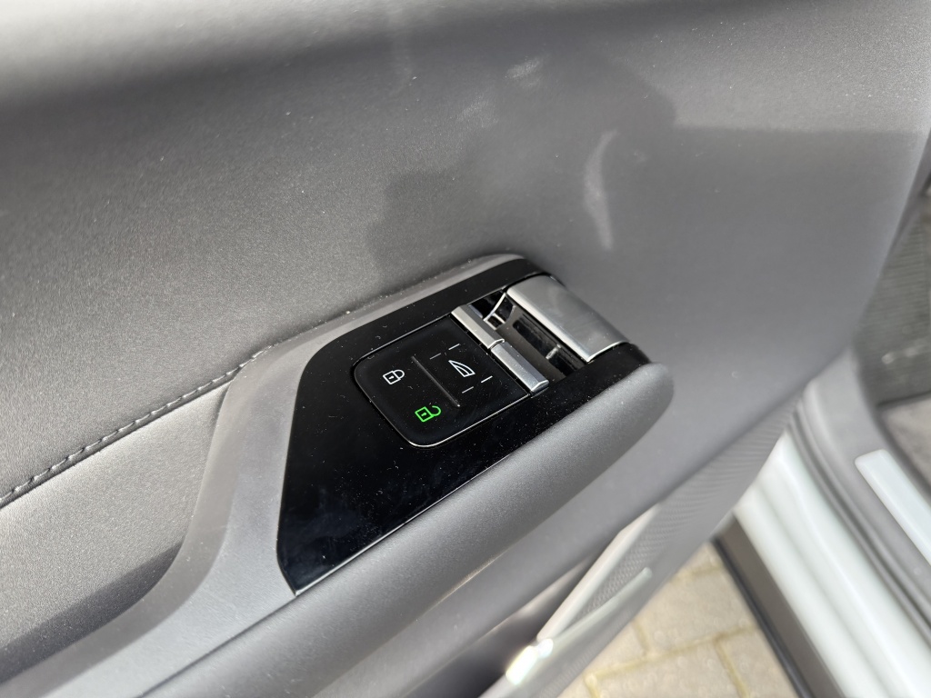 Volvo Ex90
