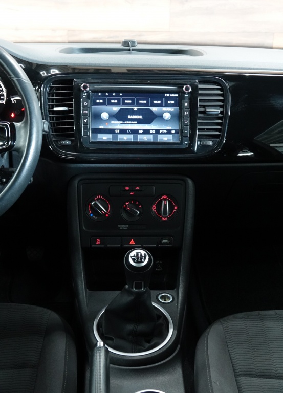 Volkswagen New Beetle