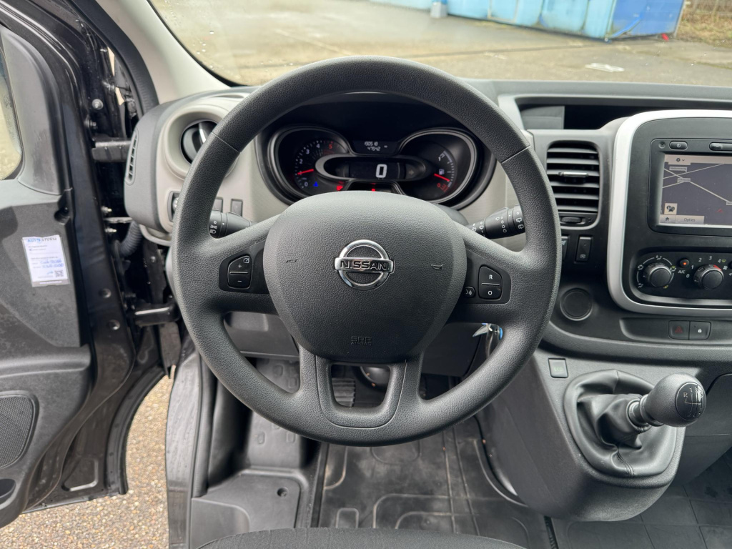 Nissan Nv300