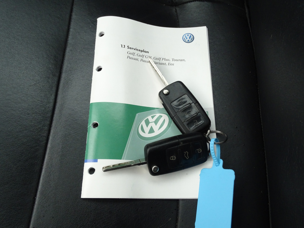Volkswagen Eos