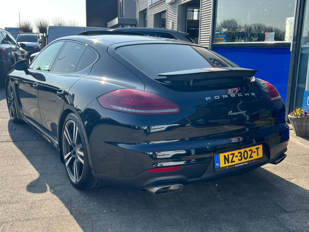 Porsche Panamera