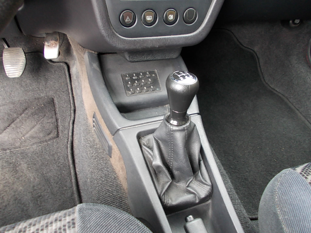 Peugeot 306