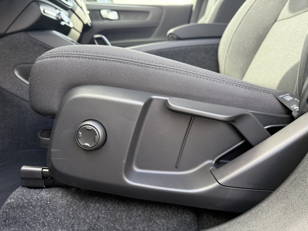 Volvo Ex40