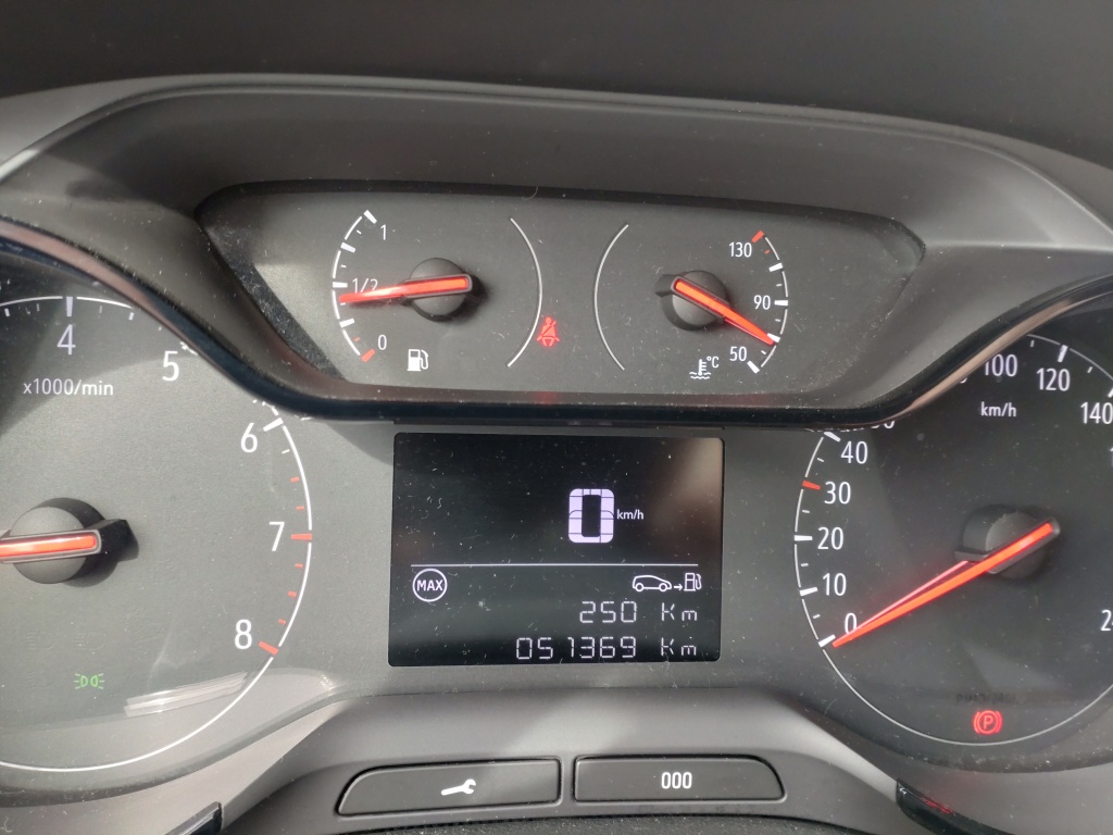 Opel Crossland X