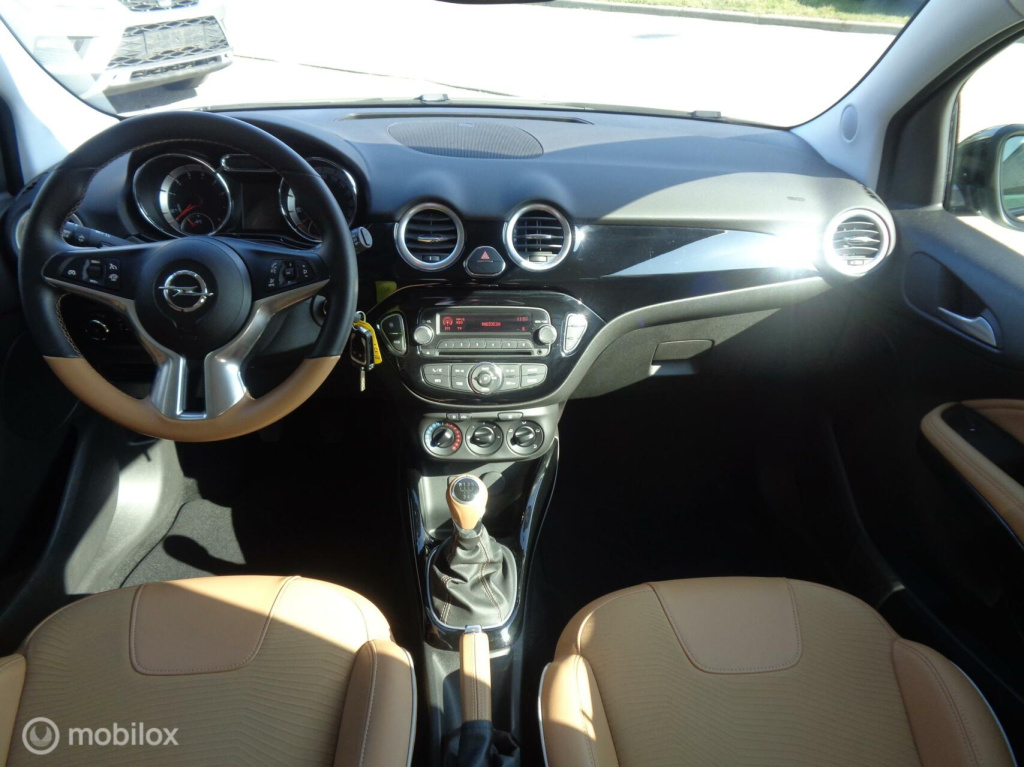 Opel Adam