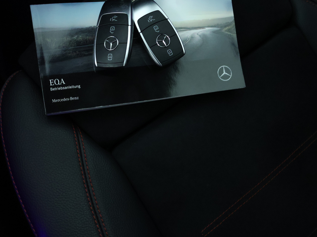 Mercedes-Benz Eqa