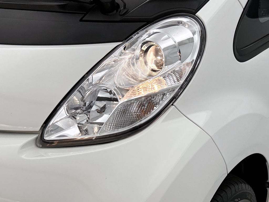Peugeot Ion