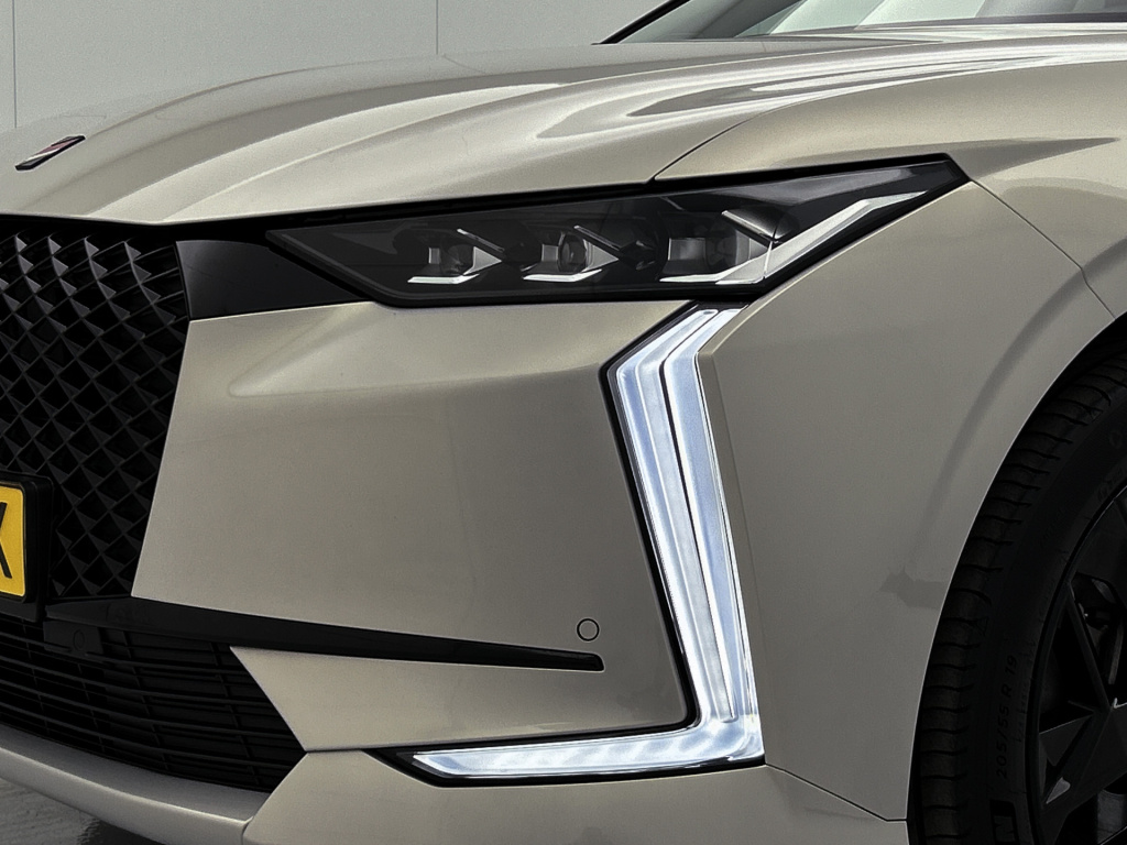 Ds Ds 4