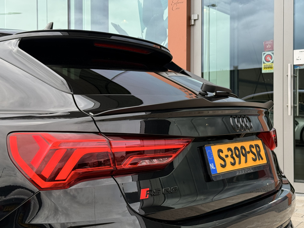 Audi Rsq3