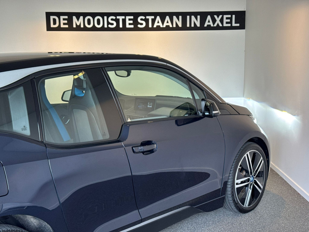BMW I3