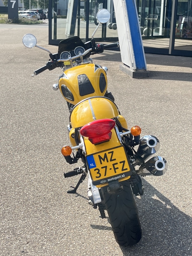 Triumph Thunderbird