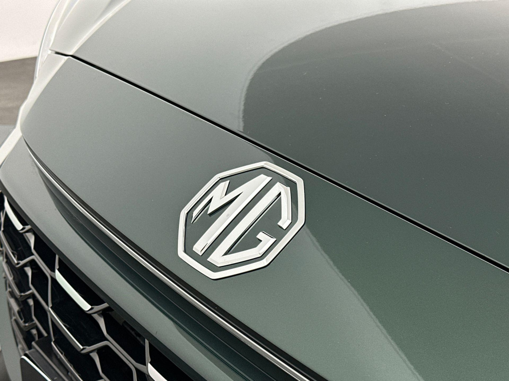 MG ZS