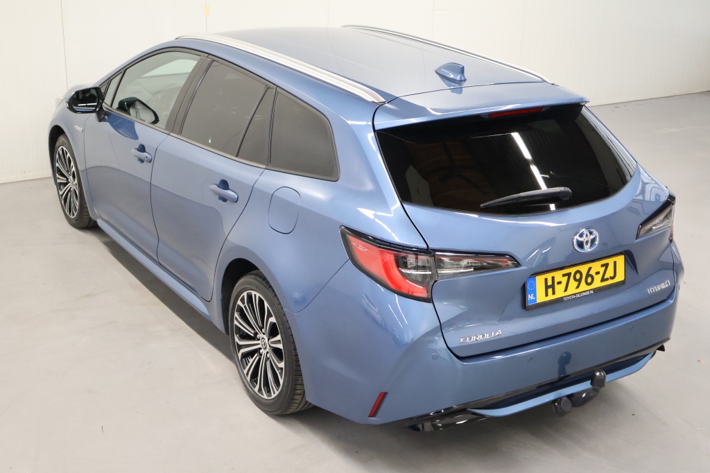 Toyota Corolla Touring Sports