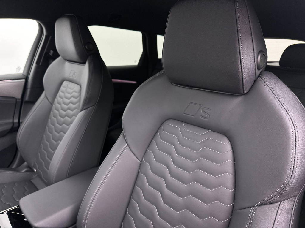 Audi A6 Avant E-tron