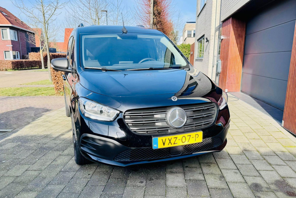 Mercedes-Benz Ecitan