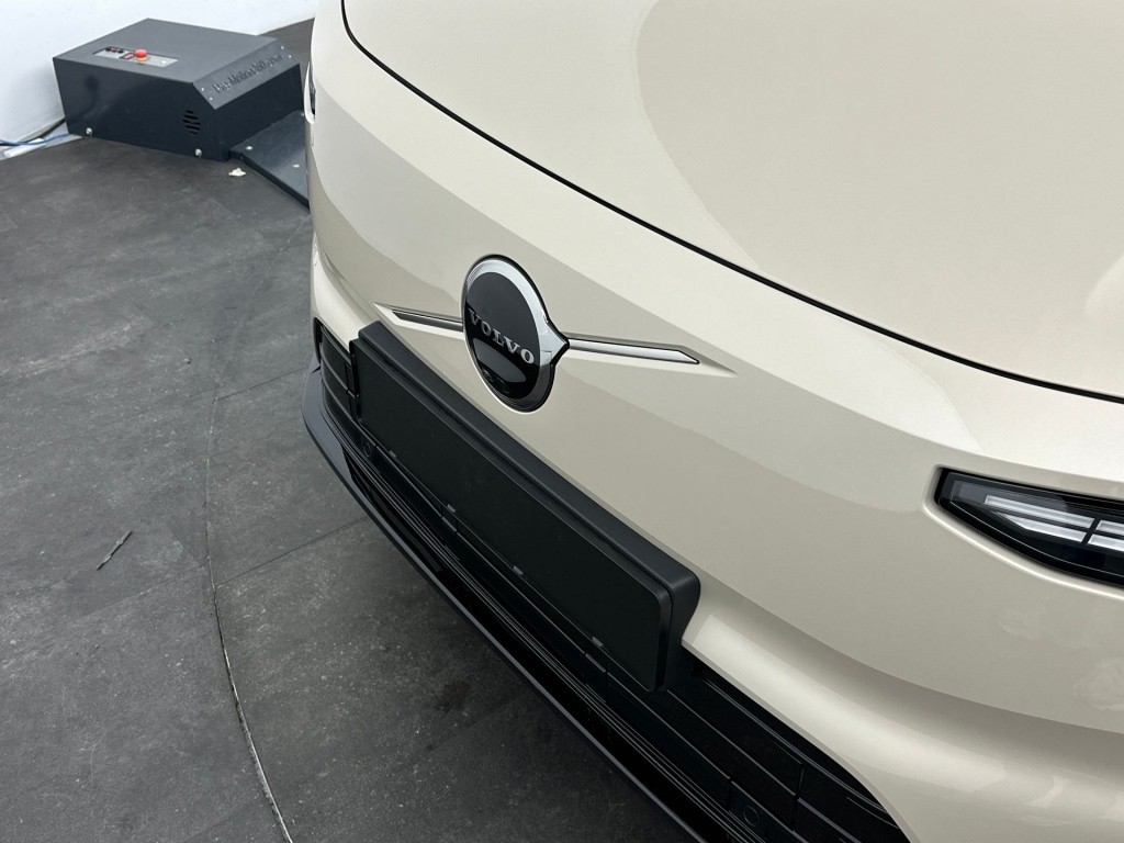 Volvo Es90