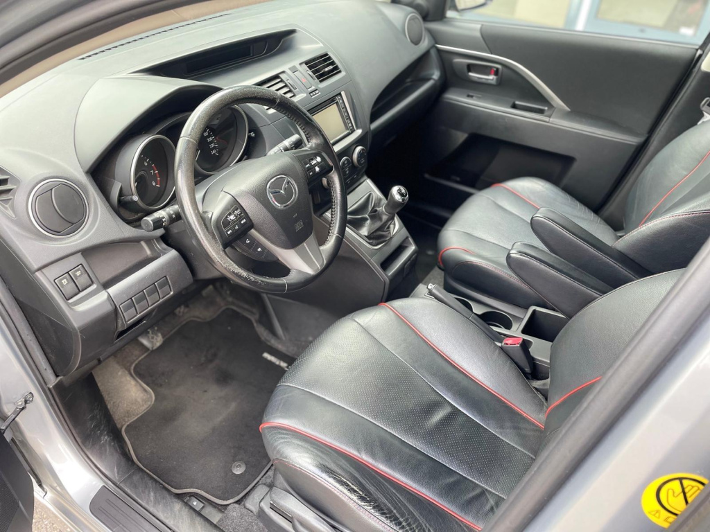 Mazda 5