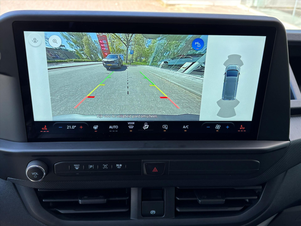 Ford E-transit Custom