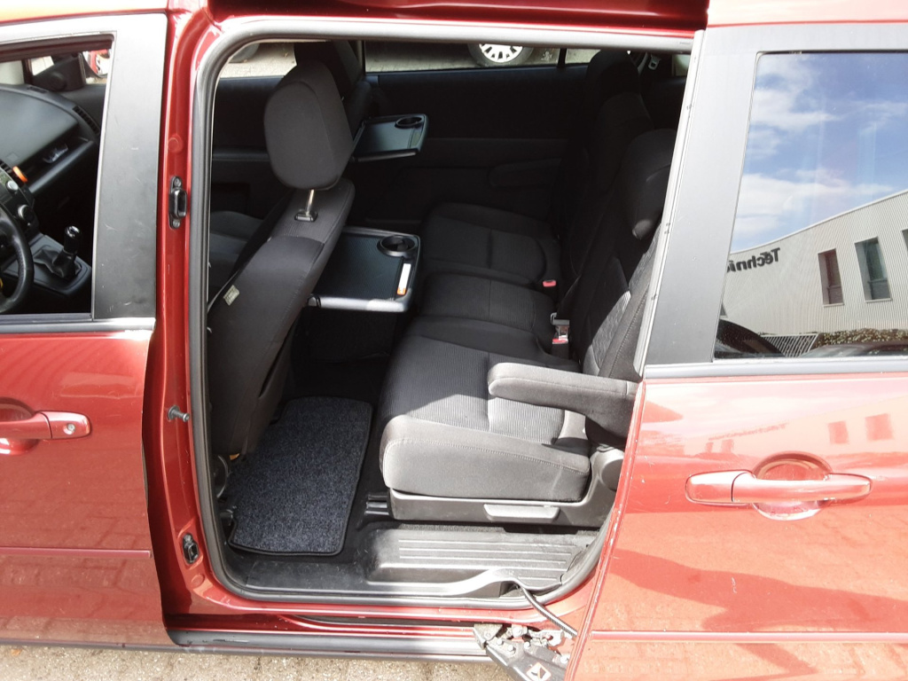Mazda 5