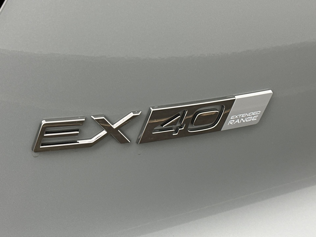 Volvo Ex40
