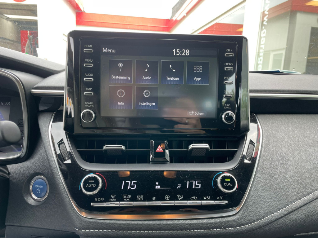 Toyota Corolla Touring Sports